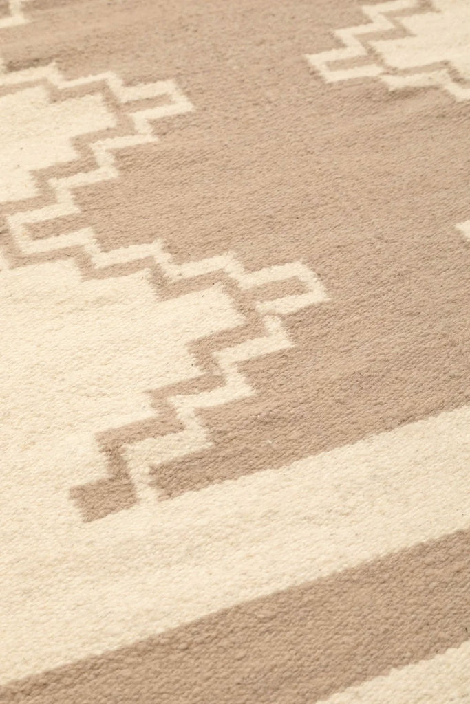 Sofia Runner | Bone & Natural