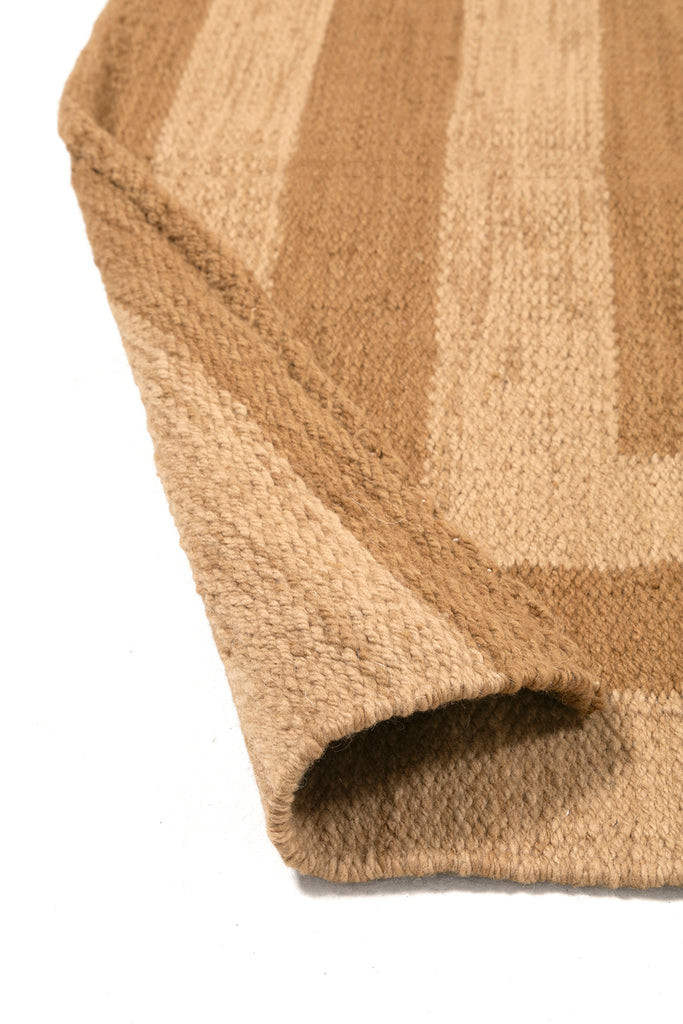 Land Spirals | Latte & Camel