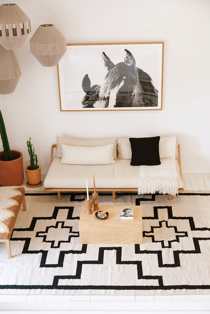 Yolanda | Bone & Black