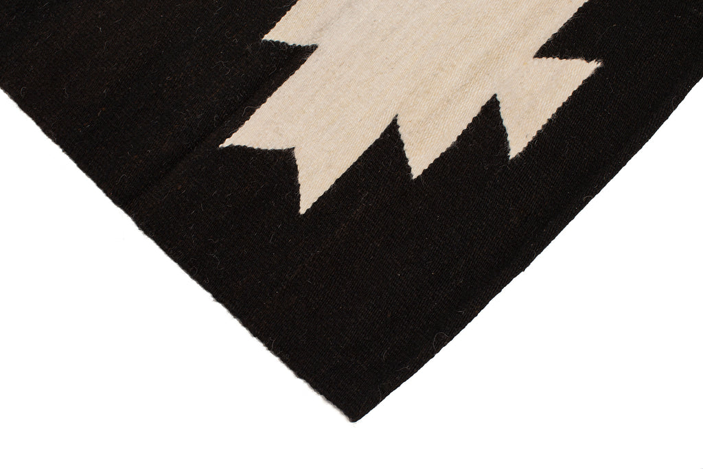 Elvira Runner |  Black & Natural