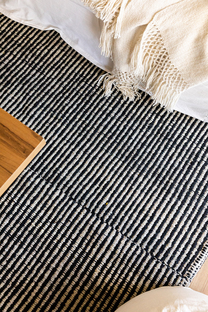 Selva | Black & Natural