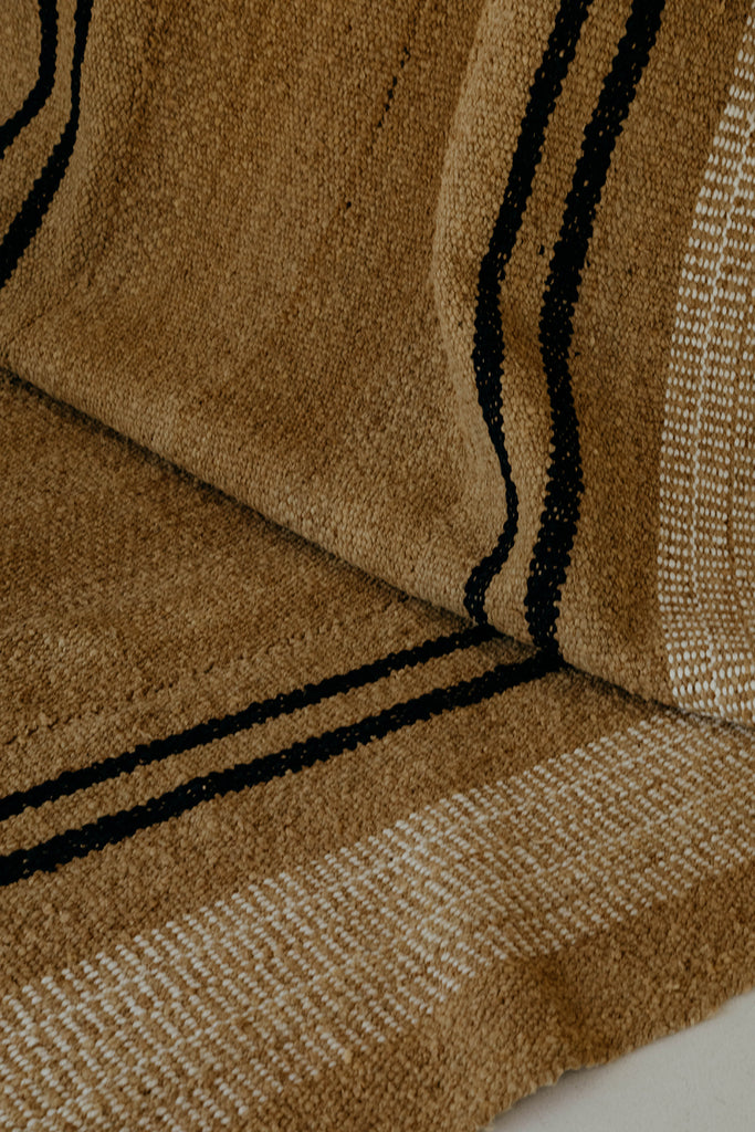 Beatriz | Latte & Navy & Natural