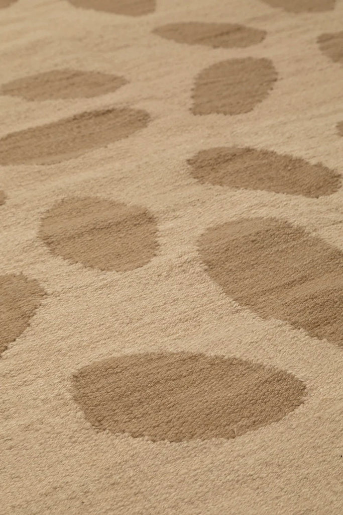 Land Pebbles Sample