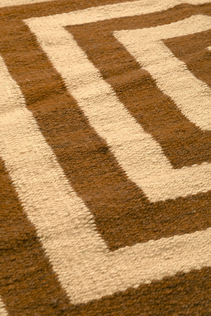 Spirals | Chestnut & Camel