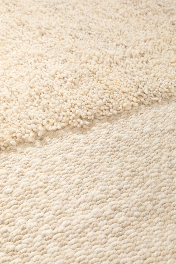 Classica Tufted #4980