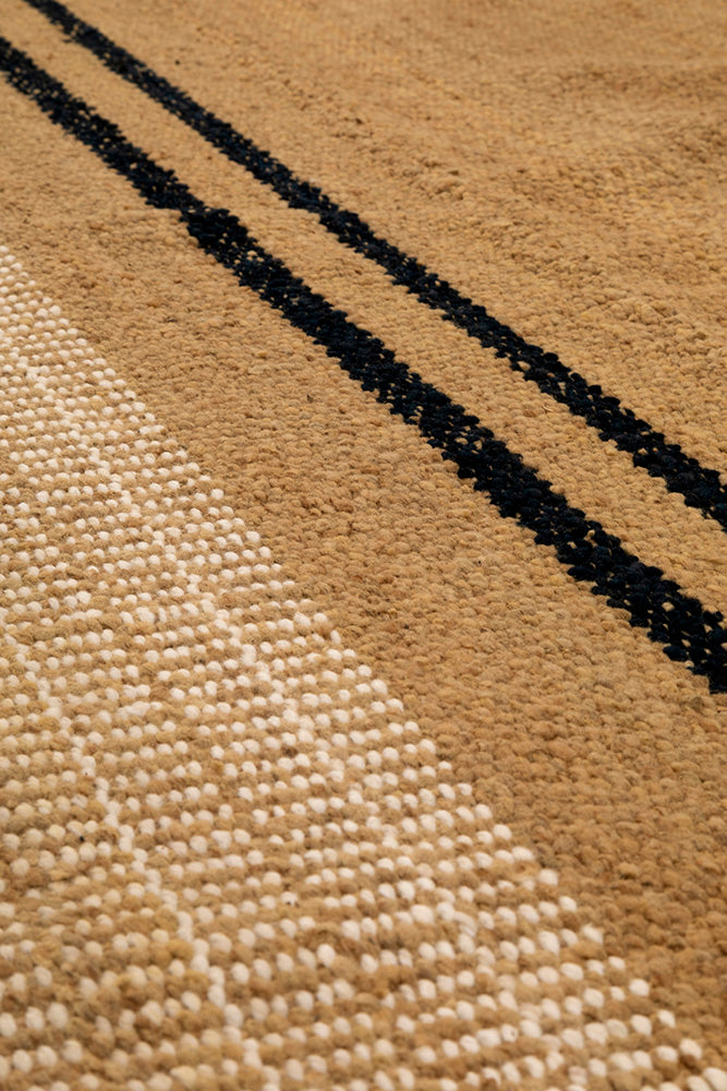 Beatriz | Latte & Navy & Natural