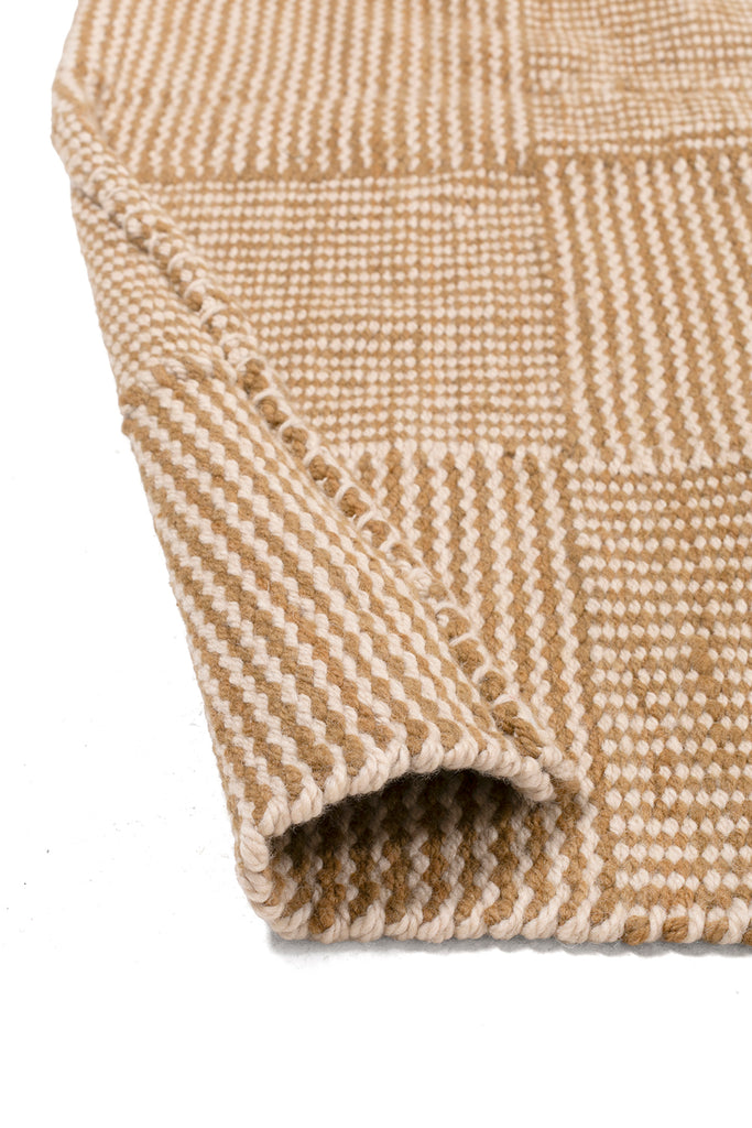 Lara Intricate | Camel & Natural