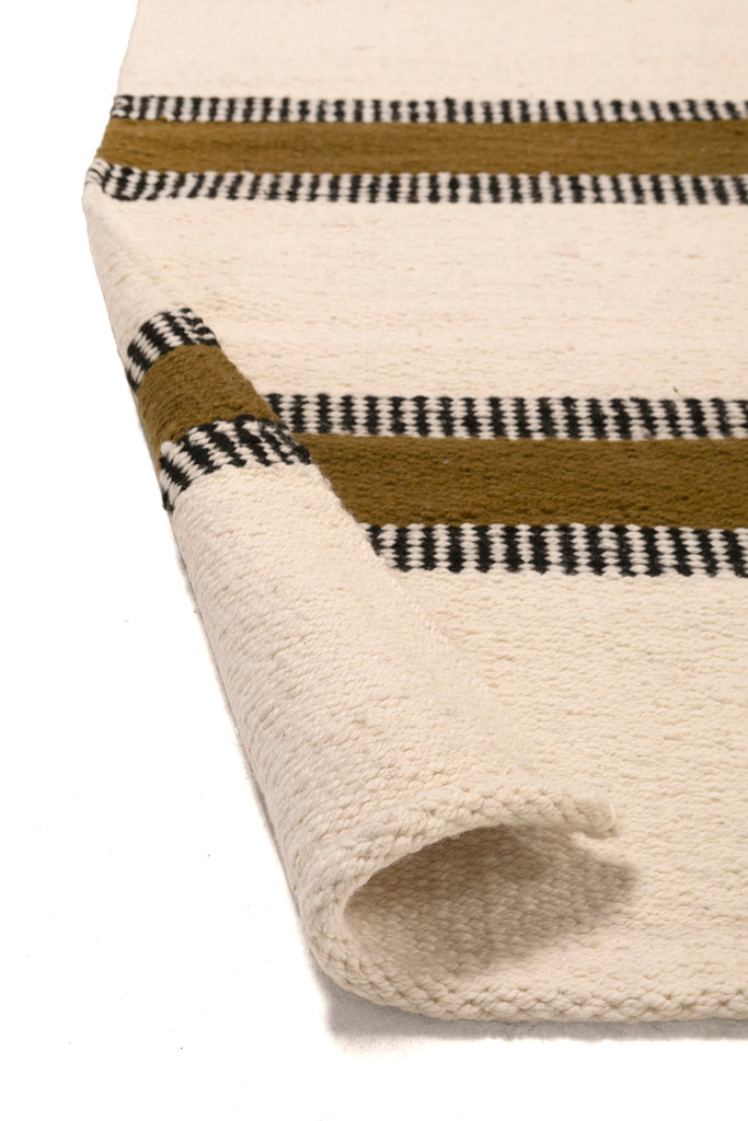 Vera Intricate | Natural, Olive & Black