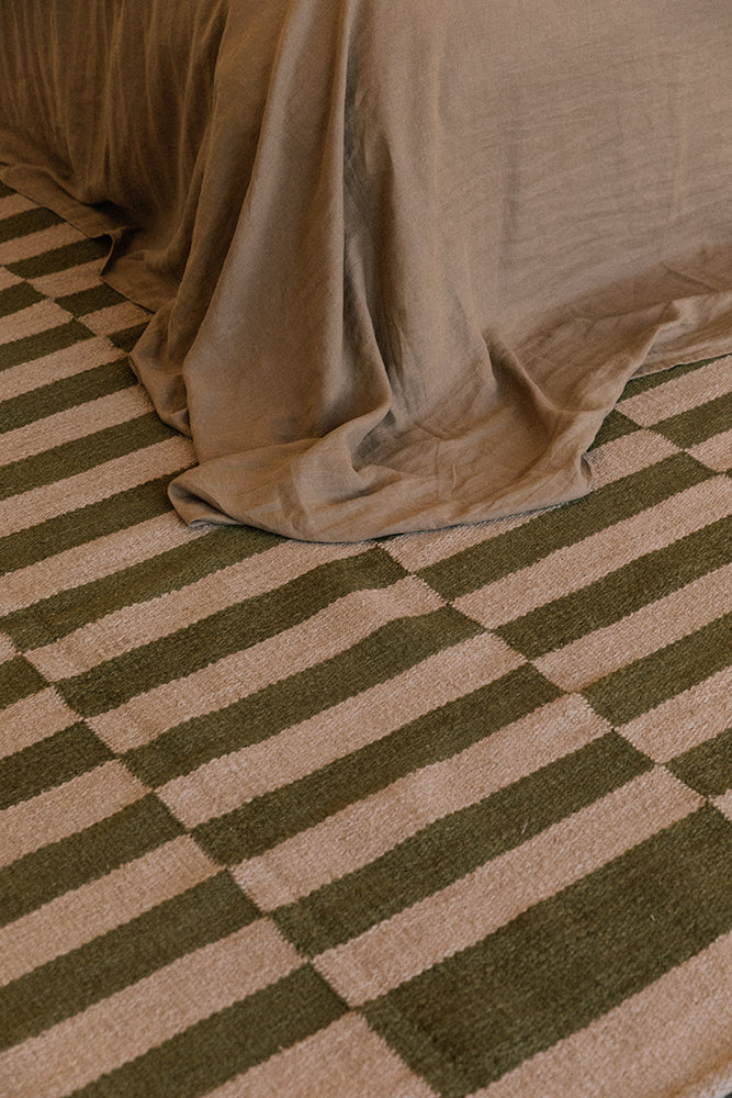 Forma #2 |  Olive & Camel