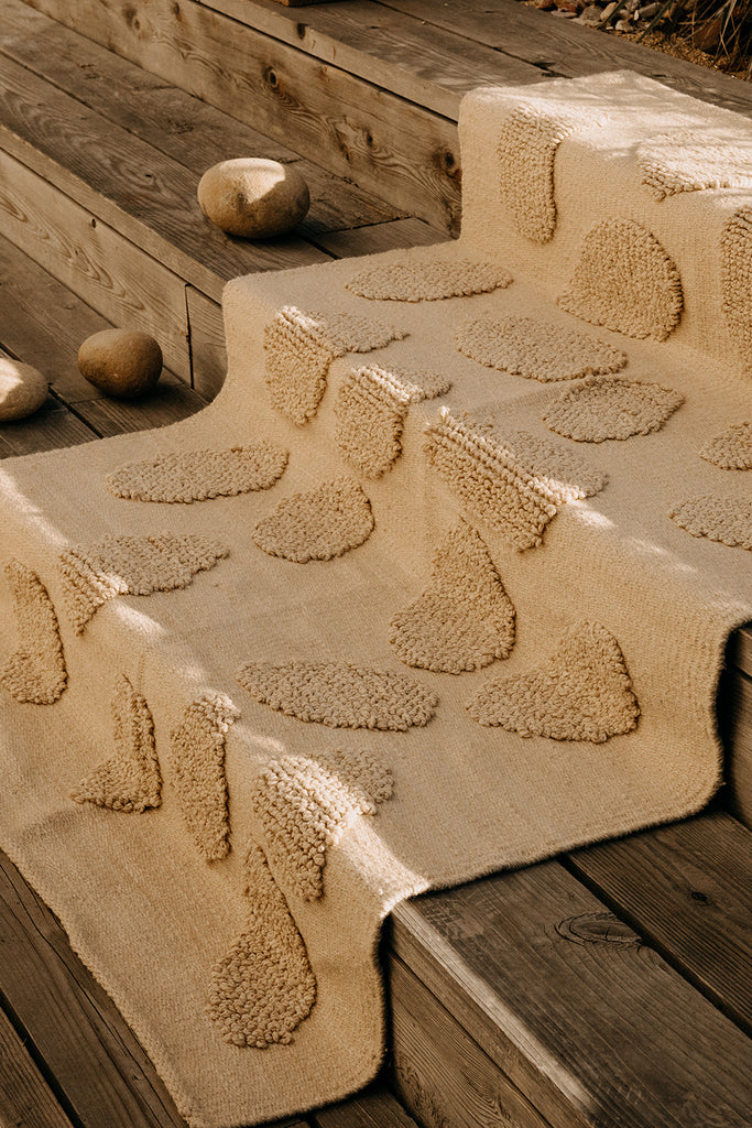 Land Pebbles #4374