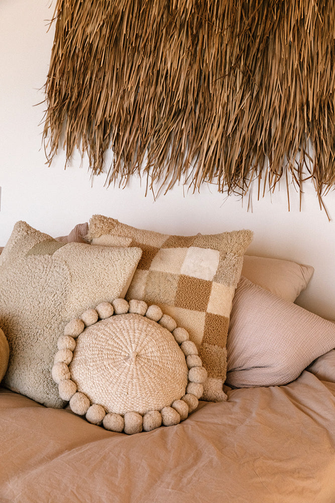 Classica Pom Pom Cushion Medium | Natural