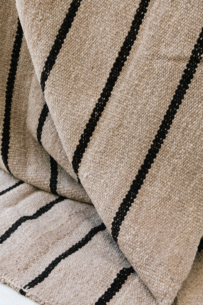Tomasa | Sand & Black