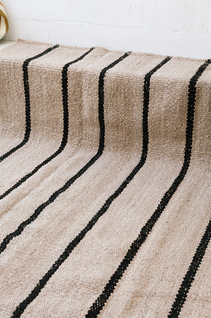 Tomasa | Sand & Black